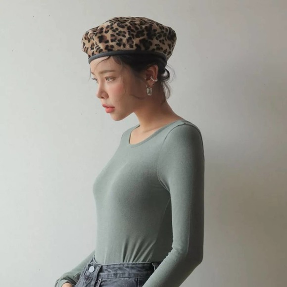 Leopard Beret Hat Tam Beanie Black Leather - Picture 9 of 9